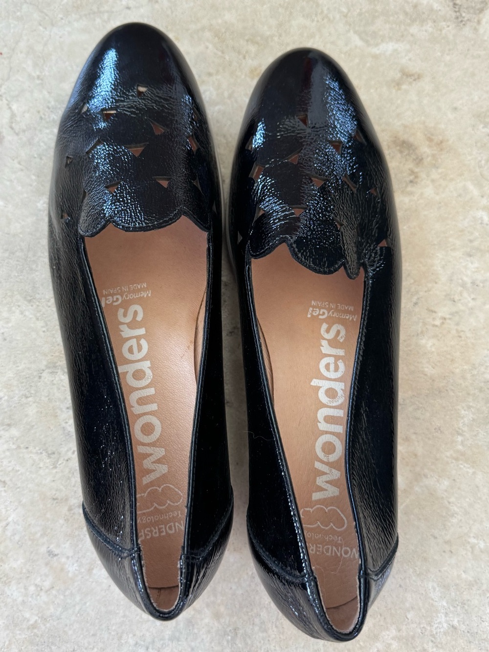 Wonders Black Patent Leather Scallop-Trim Wedges